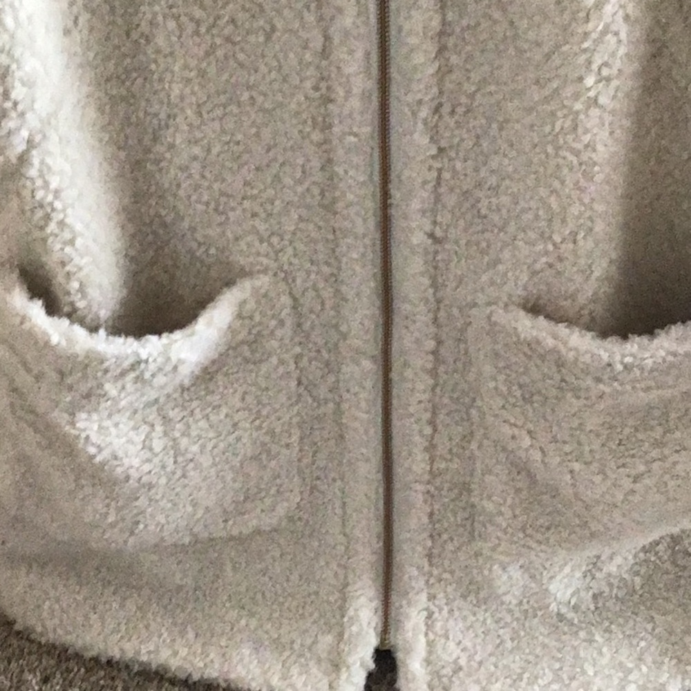 Coat - Picture 3 of 3
